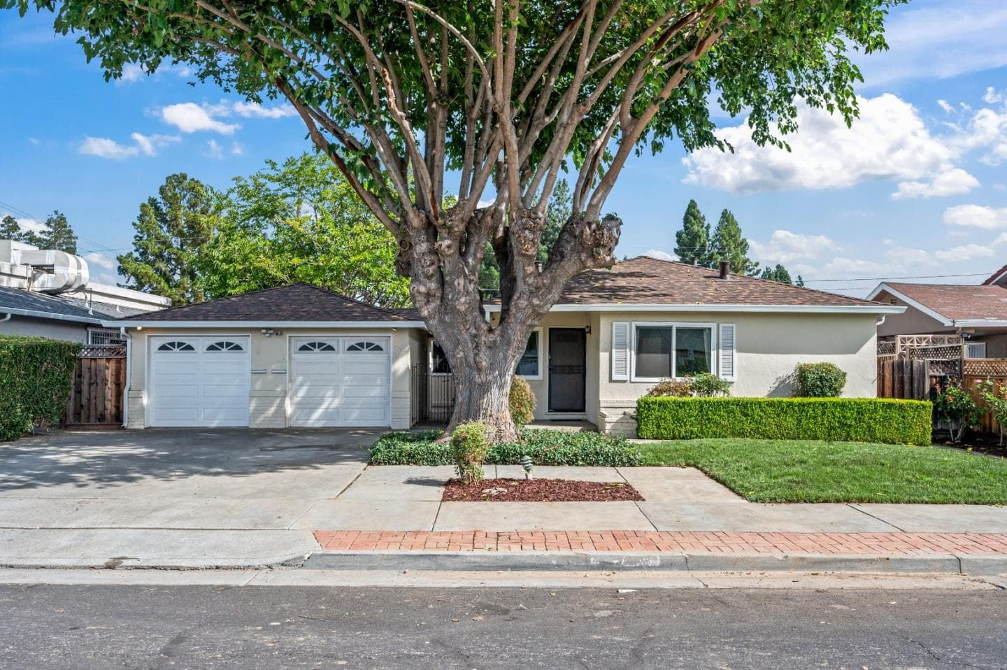 482 Nottingham Way